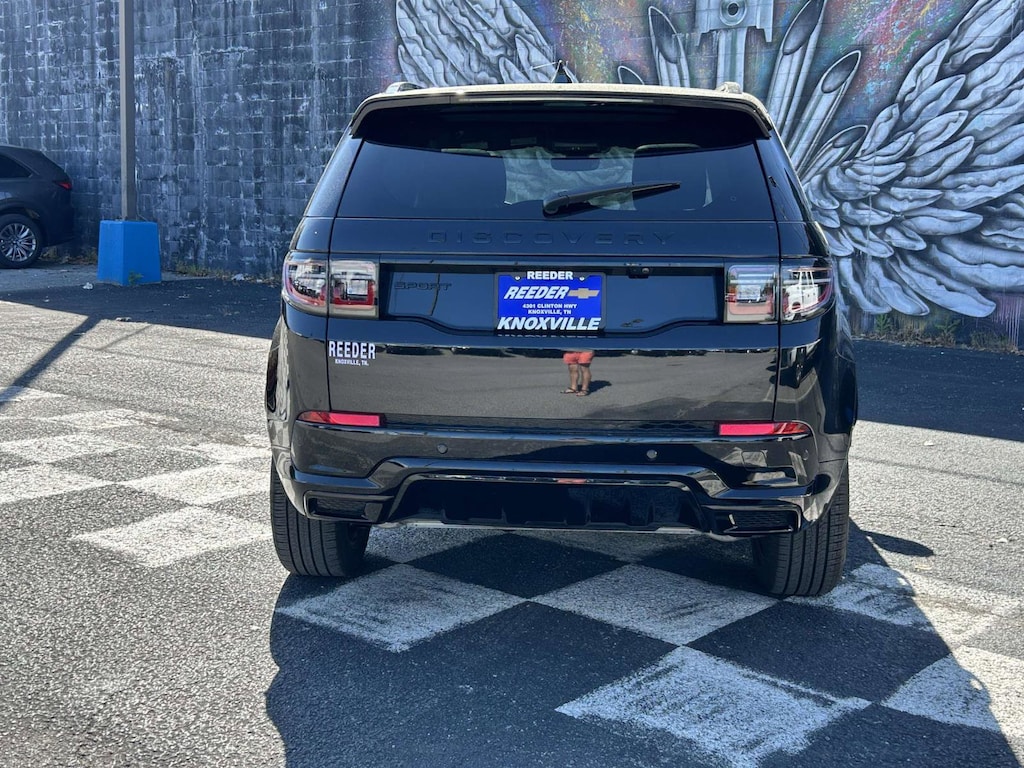 Used 2025 Land Rover Discovery Sport Dynamic SE SUV