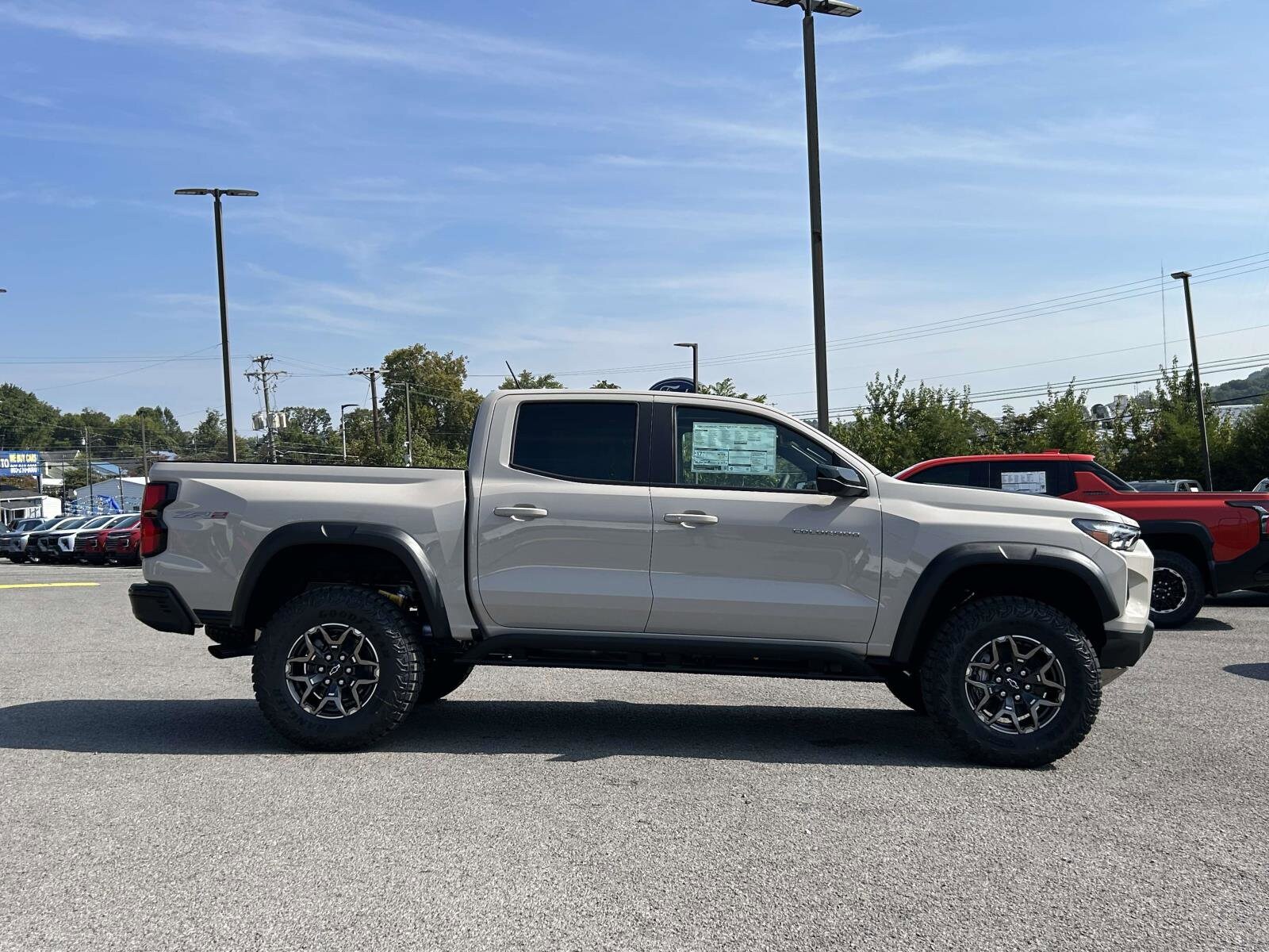 2026 Chevrolet Colorado ZR2 photo 2