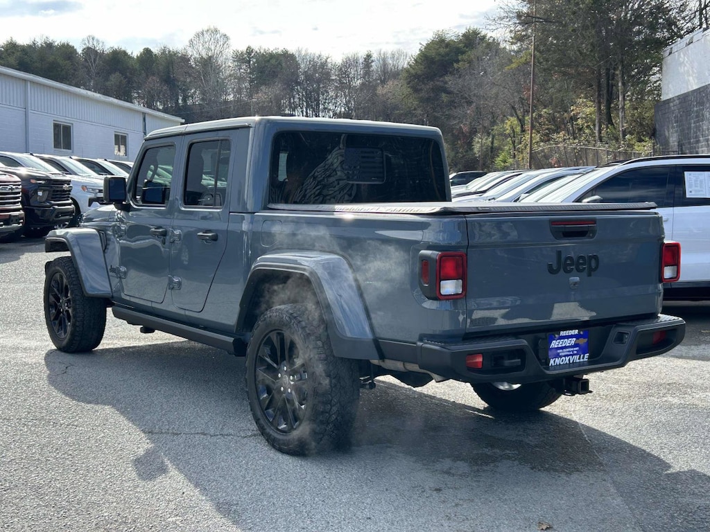 Used 2024 Jeep Gladiator Nighthawk Truck Crew Cab