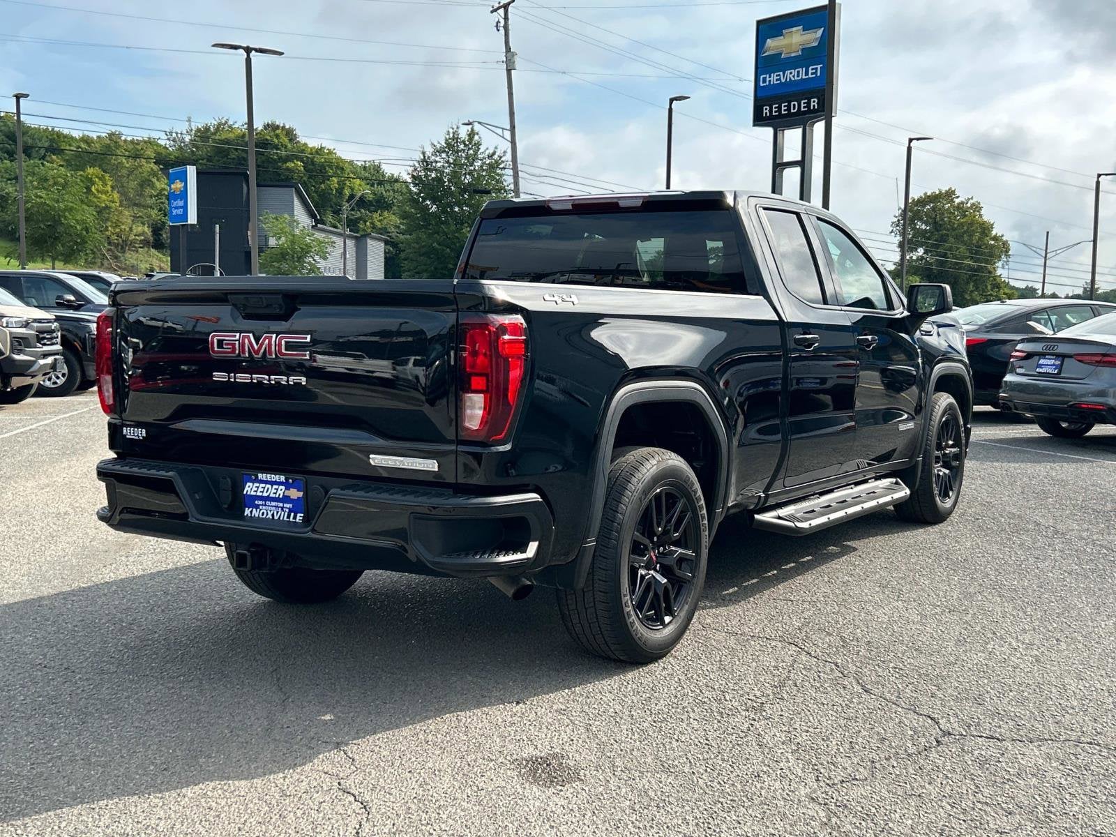 2023 Gmc Sierra 1500 Elevation photo 3
