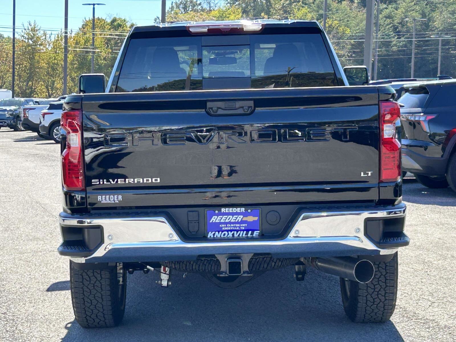 2026 Chevrolet Silverado 2500HD LT photo 4