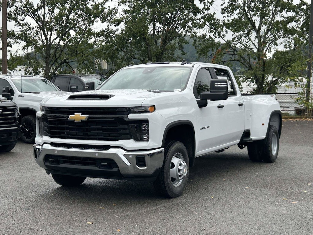 New 2026 Chevrolet Silverado 3500 HD WT DRW Truck