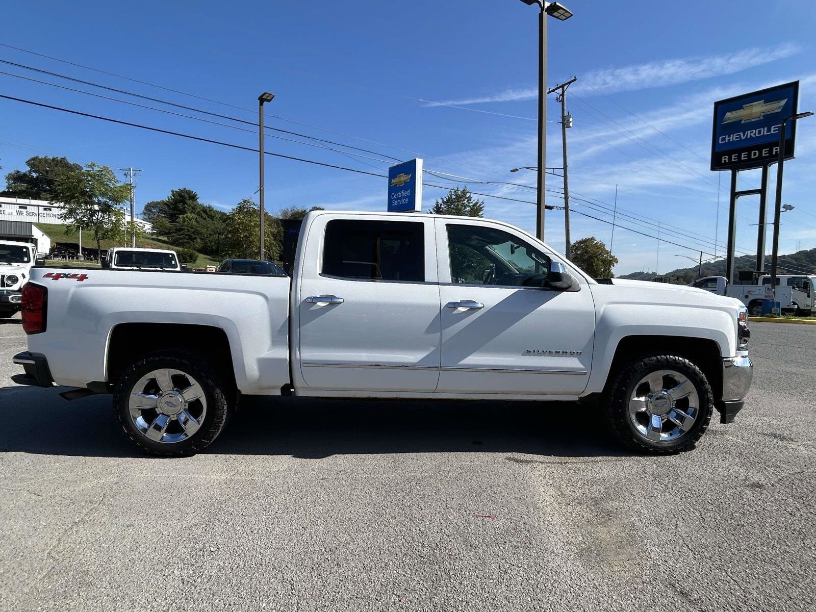 2017 Chevrolet Silverado 1500 LTZ photo 2