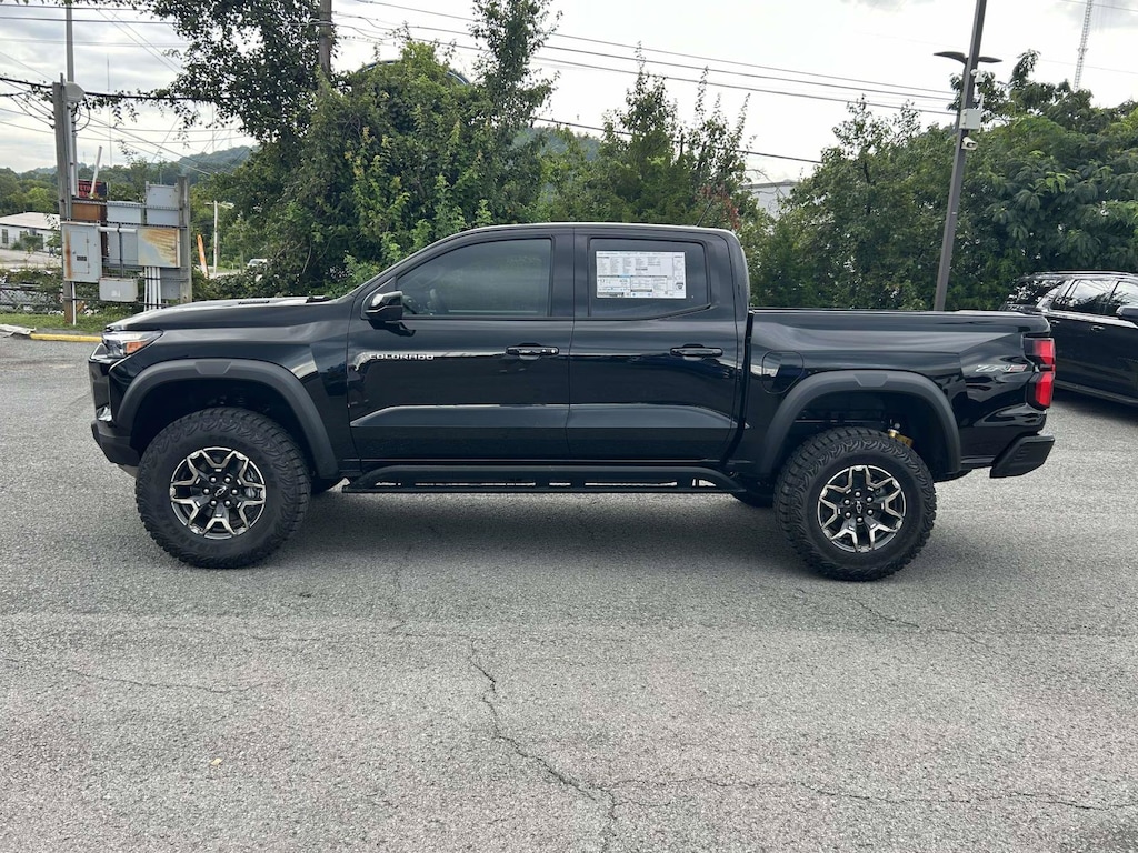 New 2026 Chevrolet Colorado ZR2 Truck