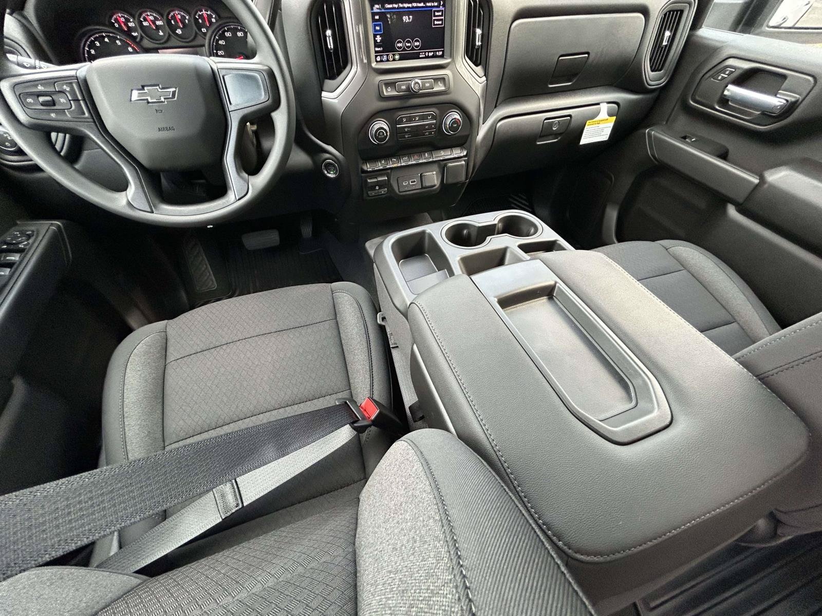 2026 Chevrolet Silverado 2500 HD Custom - Photo 18