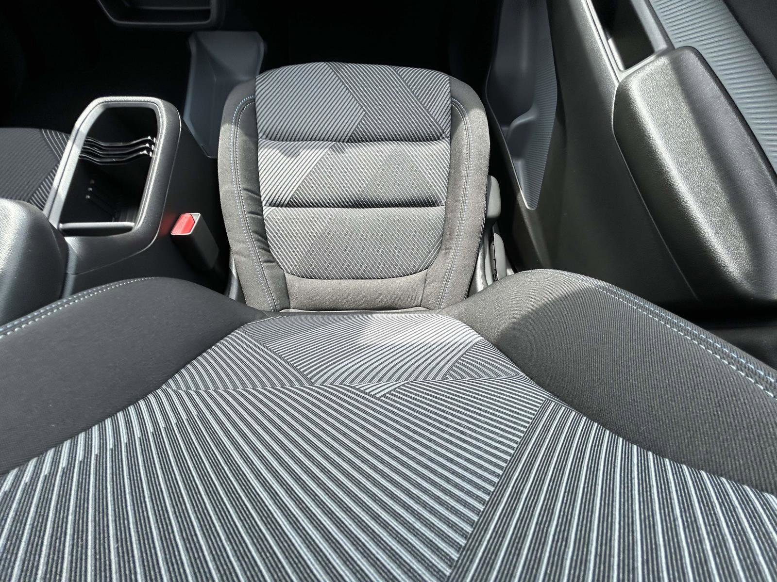 2027 Chevrolet Bolt LT - Photo 13