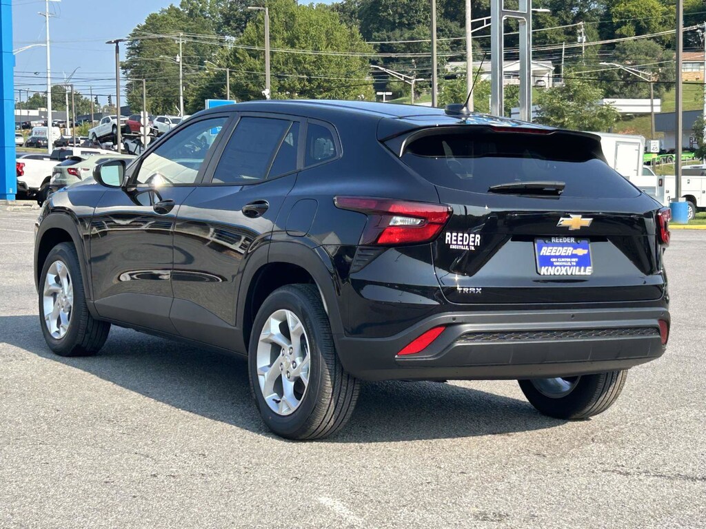 New 2026 Chevrolet Trax LS SUV