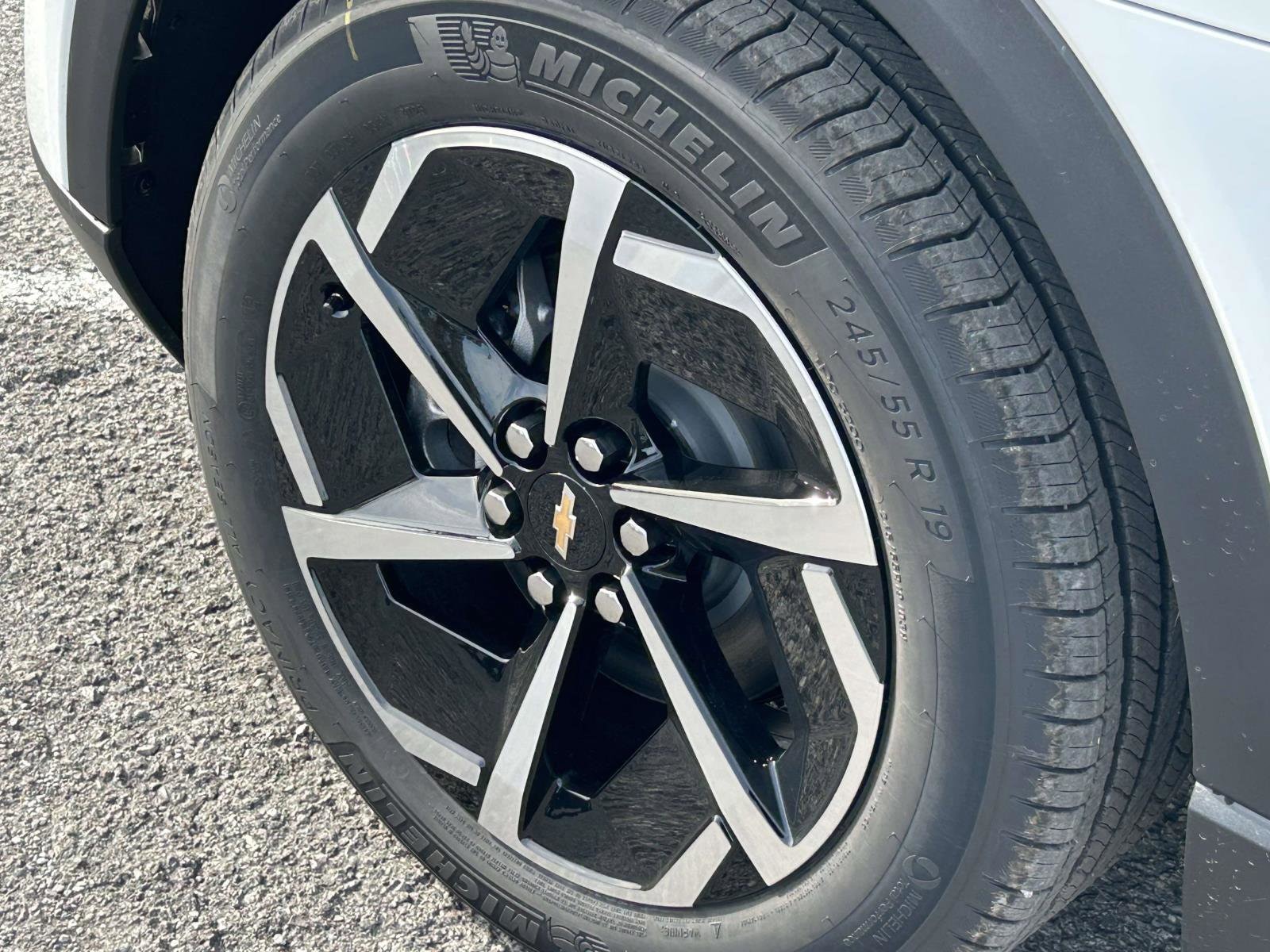 2026 Chevrolet Equinox EV 2LT - Photo 9