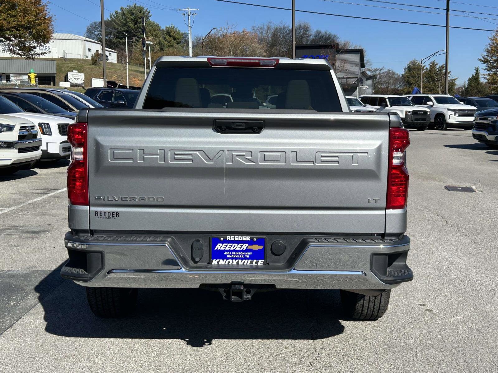 2024 Chevrolet Silverado 1500 LT photo 3