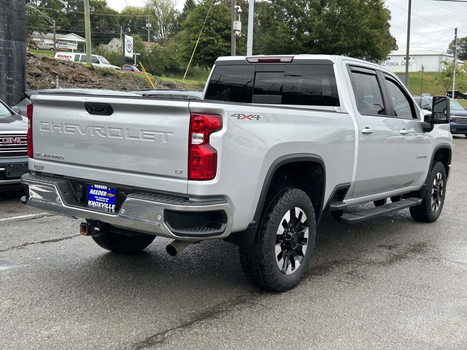 2020 Chevrolet Silverado 2500HD LT photo 2