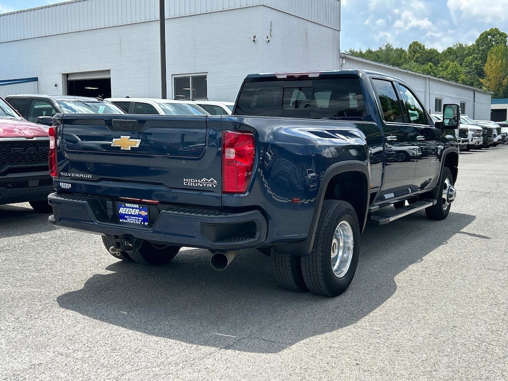 Used 2022 Chevrolet Silverado 3500 HD High Country DRW Truck Crew Cab