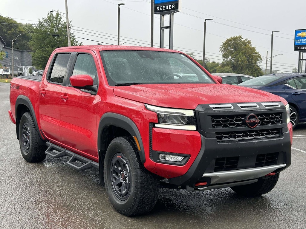 Used 2025 Nissan Frontier PRO-4X Truck Crew Cab