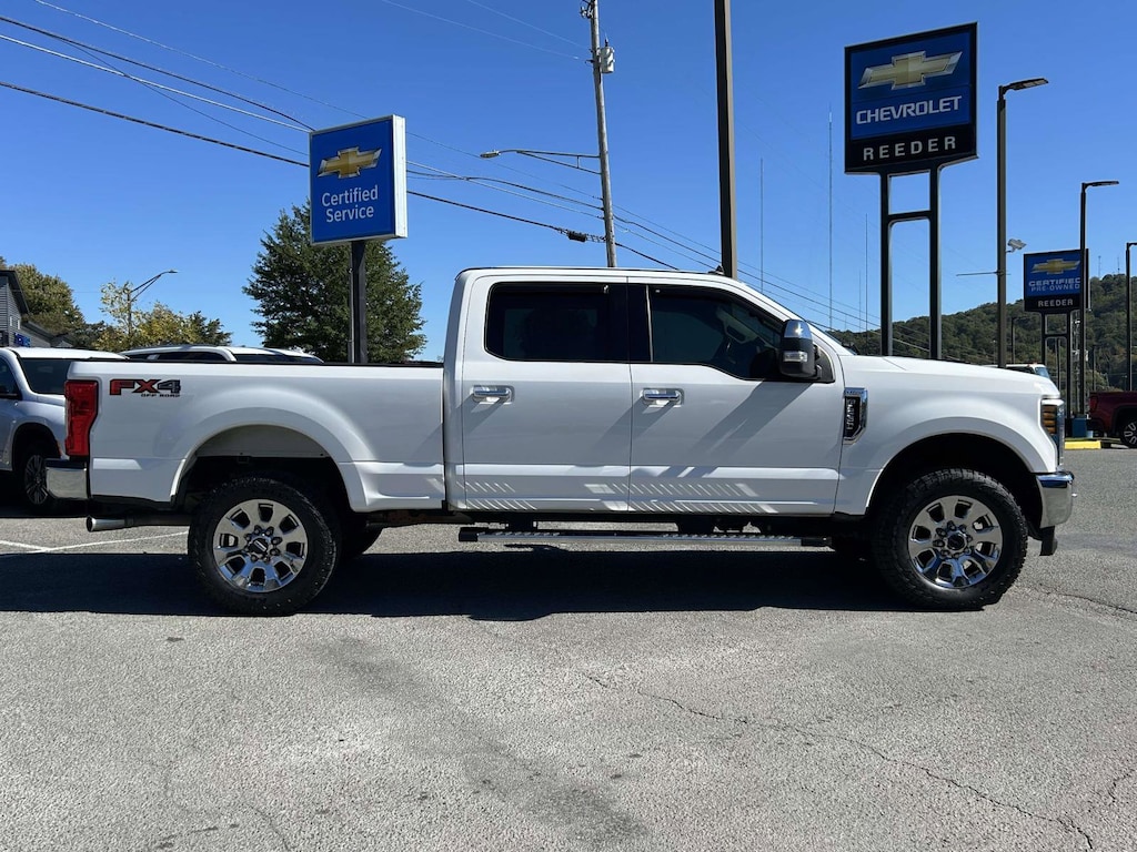 Used 2019 Ford Super Duty F-250 SRW Lariat Truck Crew Cab