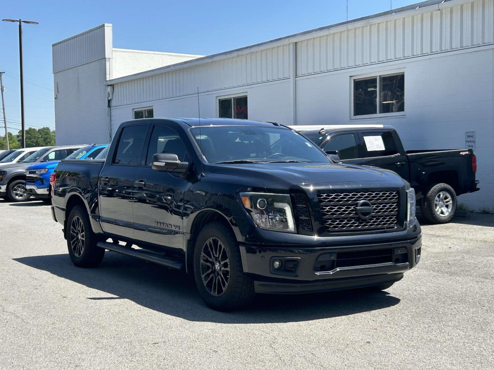 2019 Nissan Titan SV
