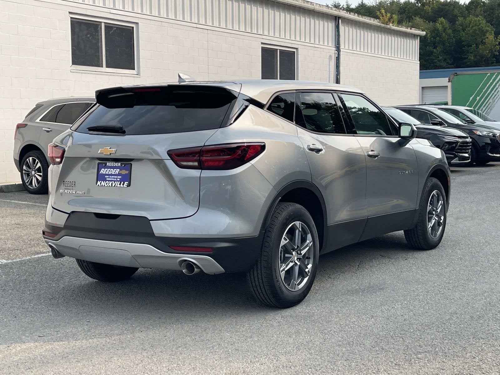 2025 Chevrolet Blazer 2LT photo 3