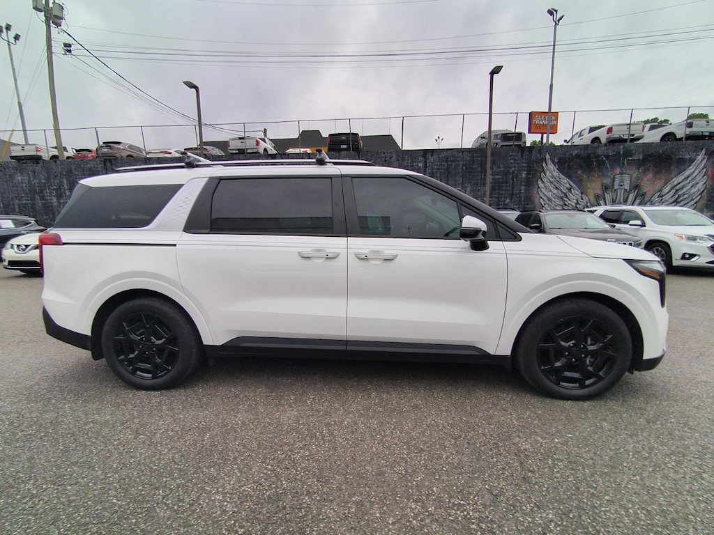 Used 2026 Kia Carnival EX Van Passenger Van