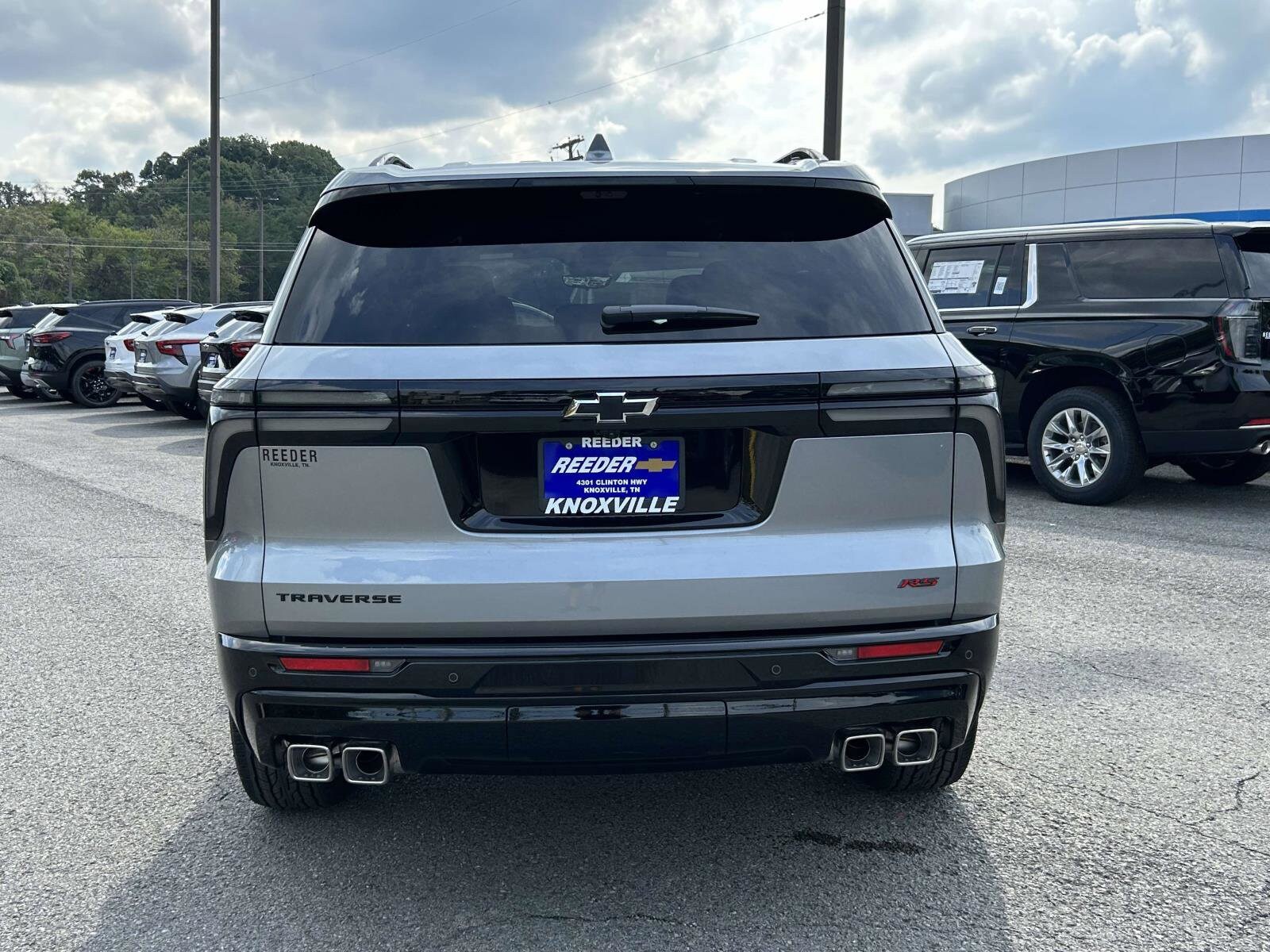 2026 Chevrolet Traverse RS photo 2