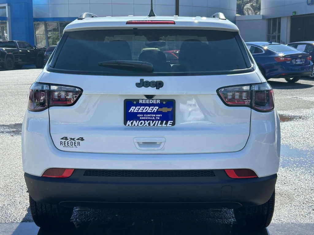 Used 2025 Jeep Compass Latitude SUV