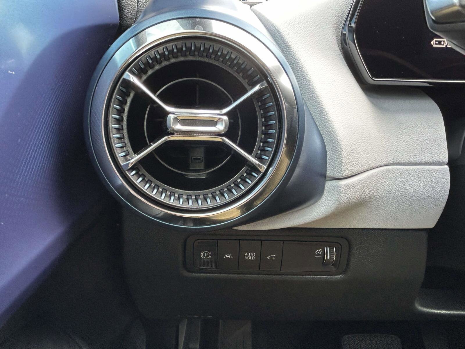 2026 Chevrolet Equinox EV 2LT - Photo 23