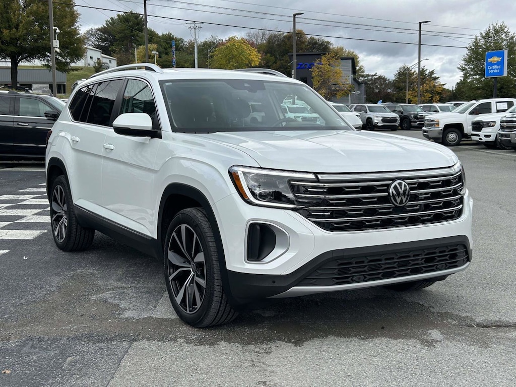 Used 2025 Volkswagen Atlas 2.0T SEL SUV