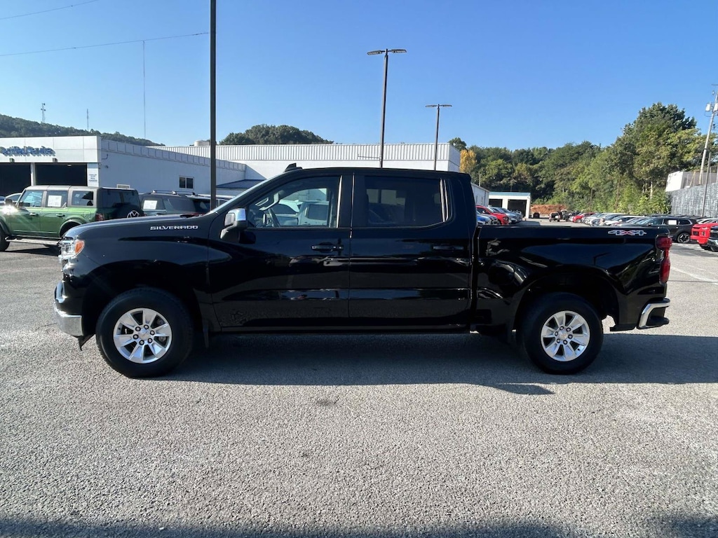 Used 2025 Chevrolet Silverado 1500 LT Truck Crew Cab