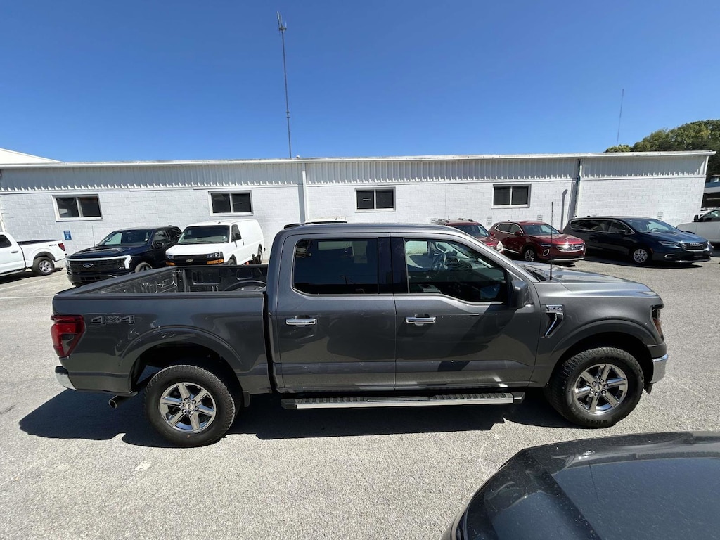 Used 2025 Ford F-150 XLT Truck SuperCrew Cab