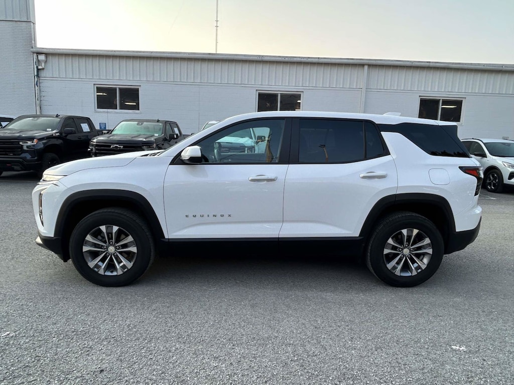 Used 2026 Chevrolet Equinox LT SUV