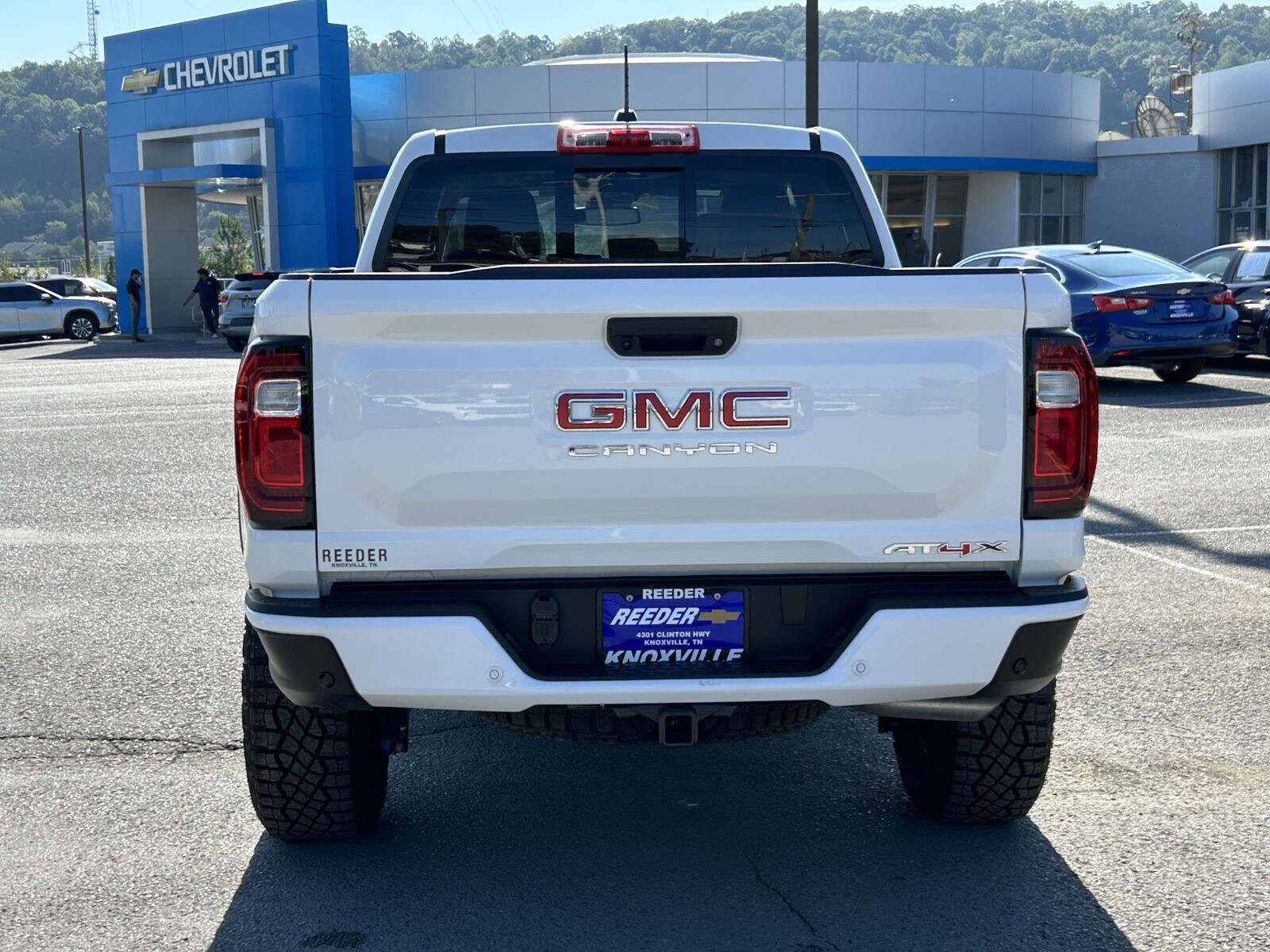 2024 Gmc Canyon AT4X photo 4