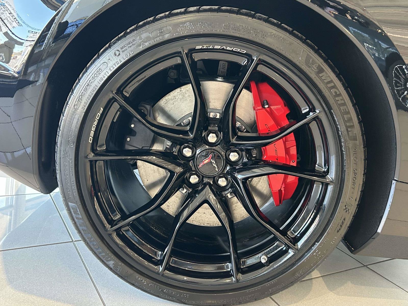 2027 Chevrolet Corvette 1LT - Photo 9
