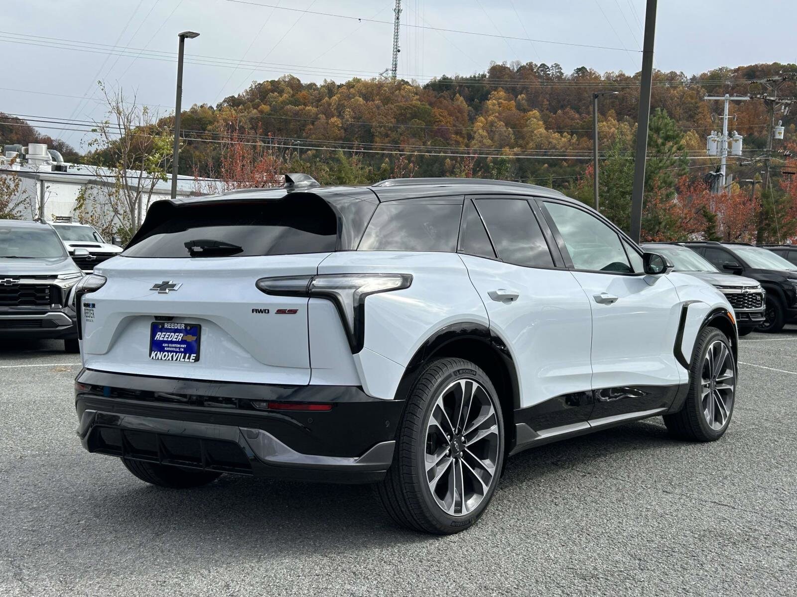 2026 Chevrolet Blazer EV photo 2