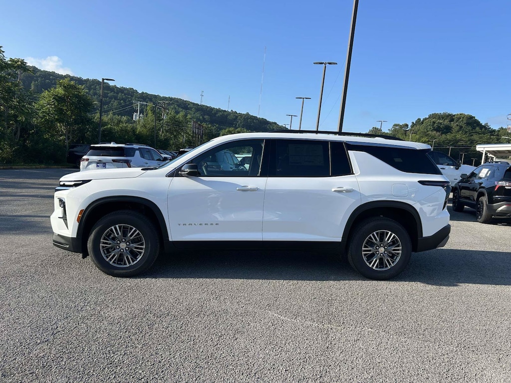 New 2026 Chevrolet Traverse LT SUV