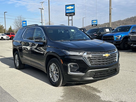 2023 Chevrolet Traverse LT Leather SUV