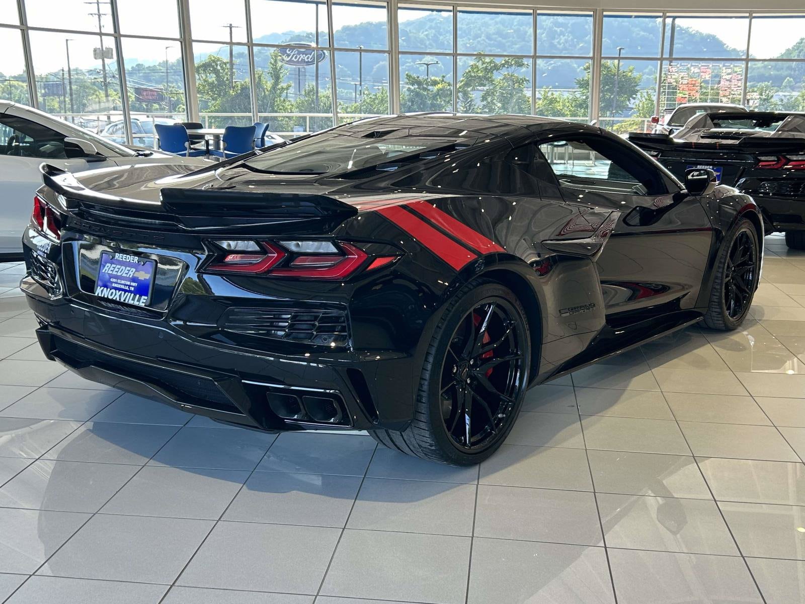 2027 Chevrolet Corvette 1LT - Photo 7