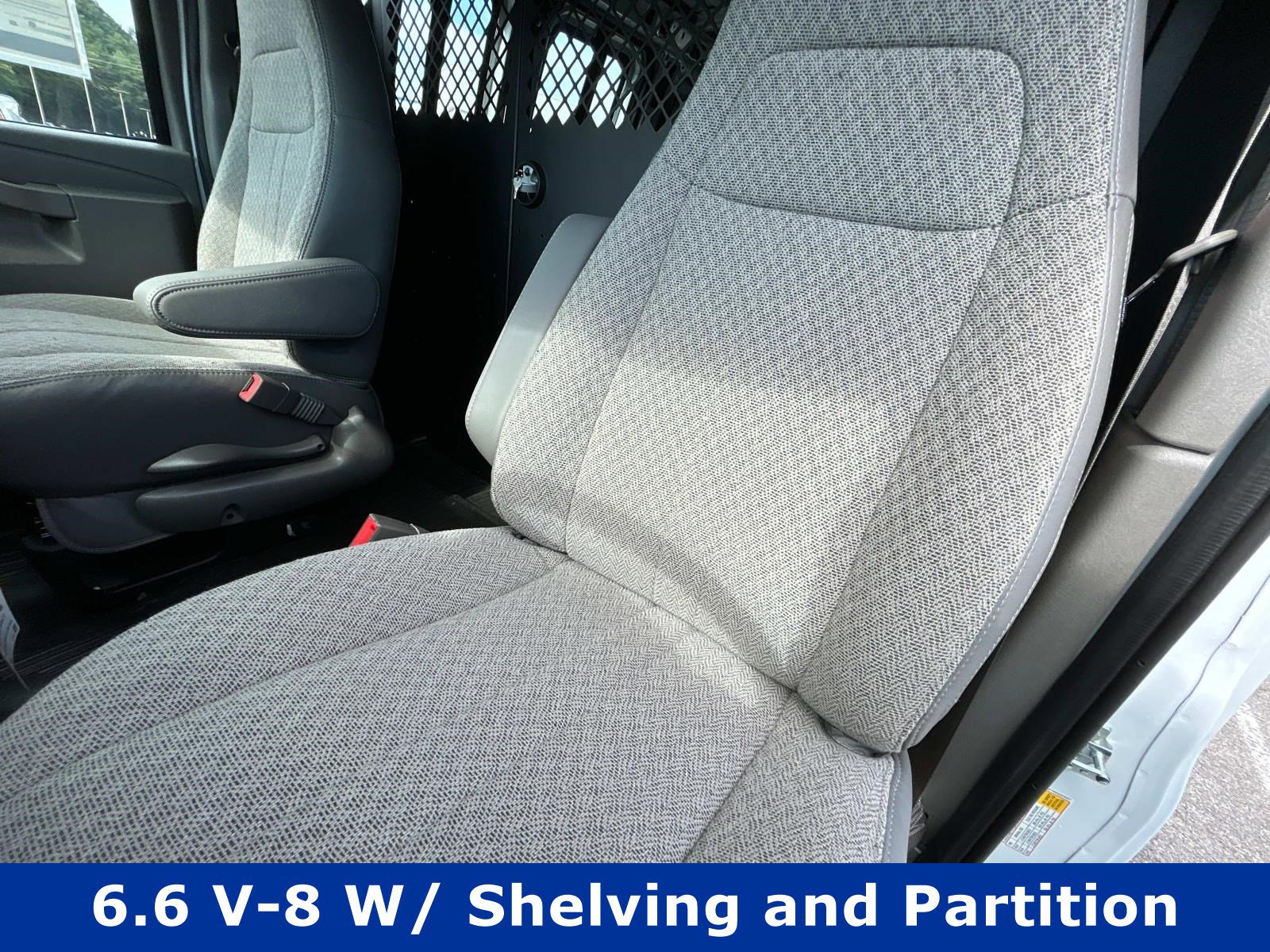 2025 Chevrolet Express Cargo Work Van - Photo 16