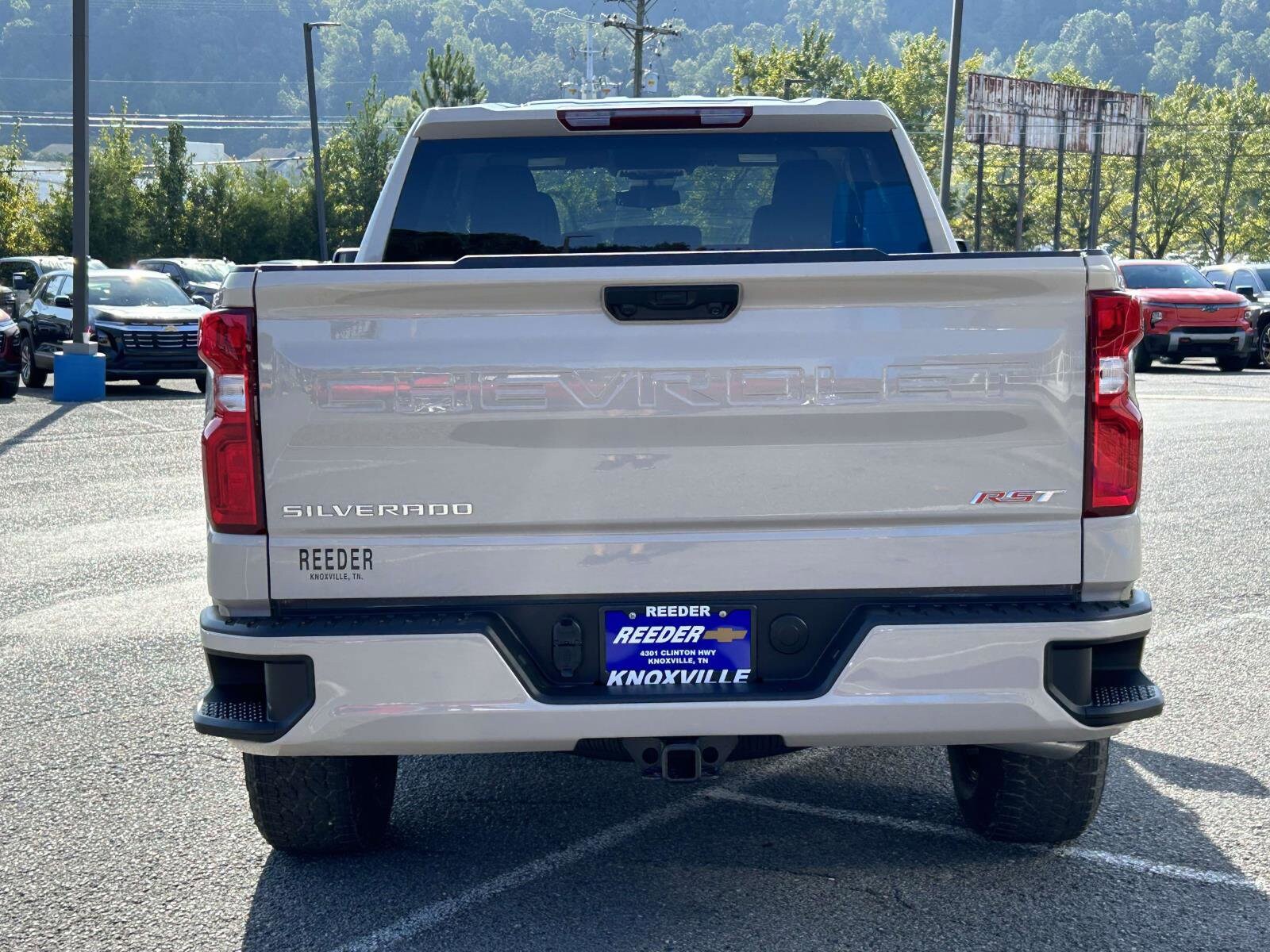 2026 Chevrolet Silverado 1500 RST photo 4