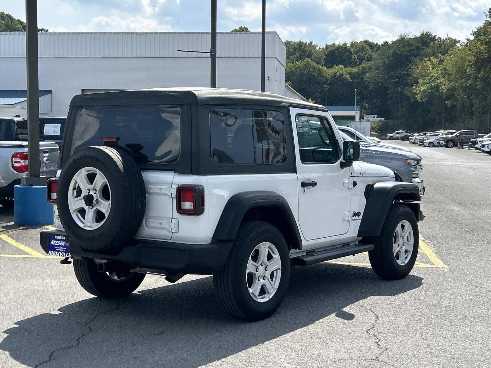 2023 Jeep Wrangler Sport S photo 3