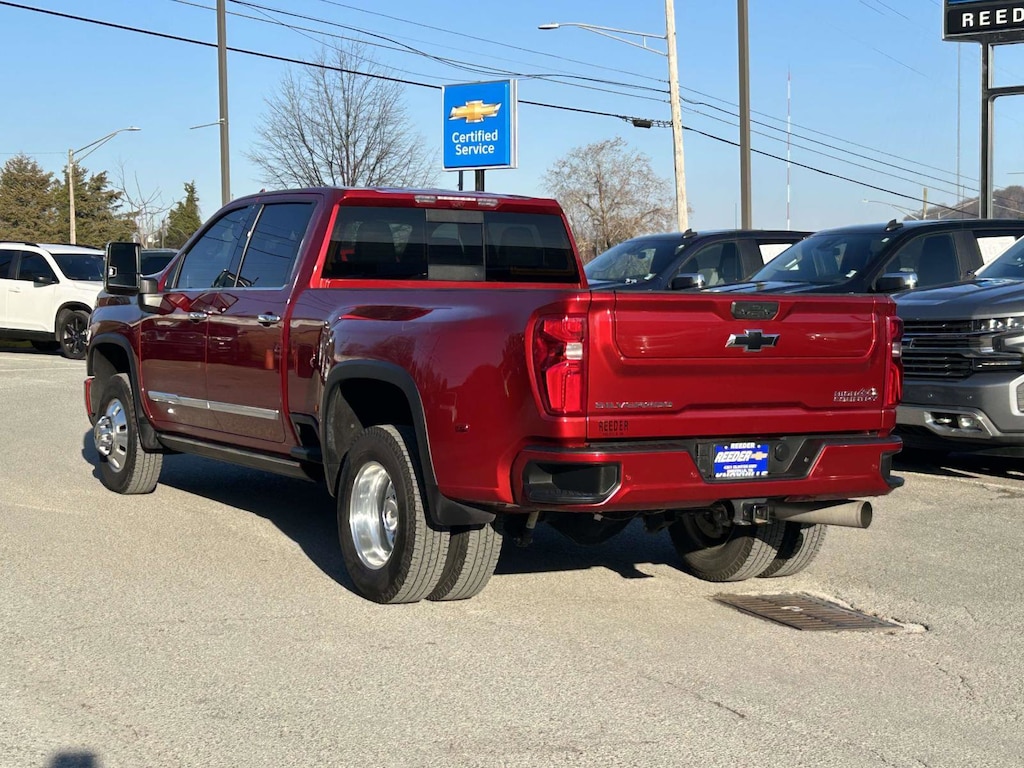 Used 2025 Chevrolet Silverado 3500 HD High Country Truck Crew Cab