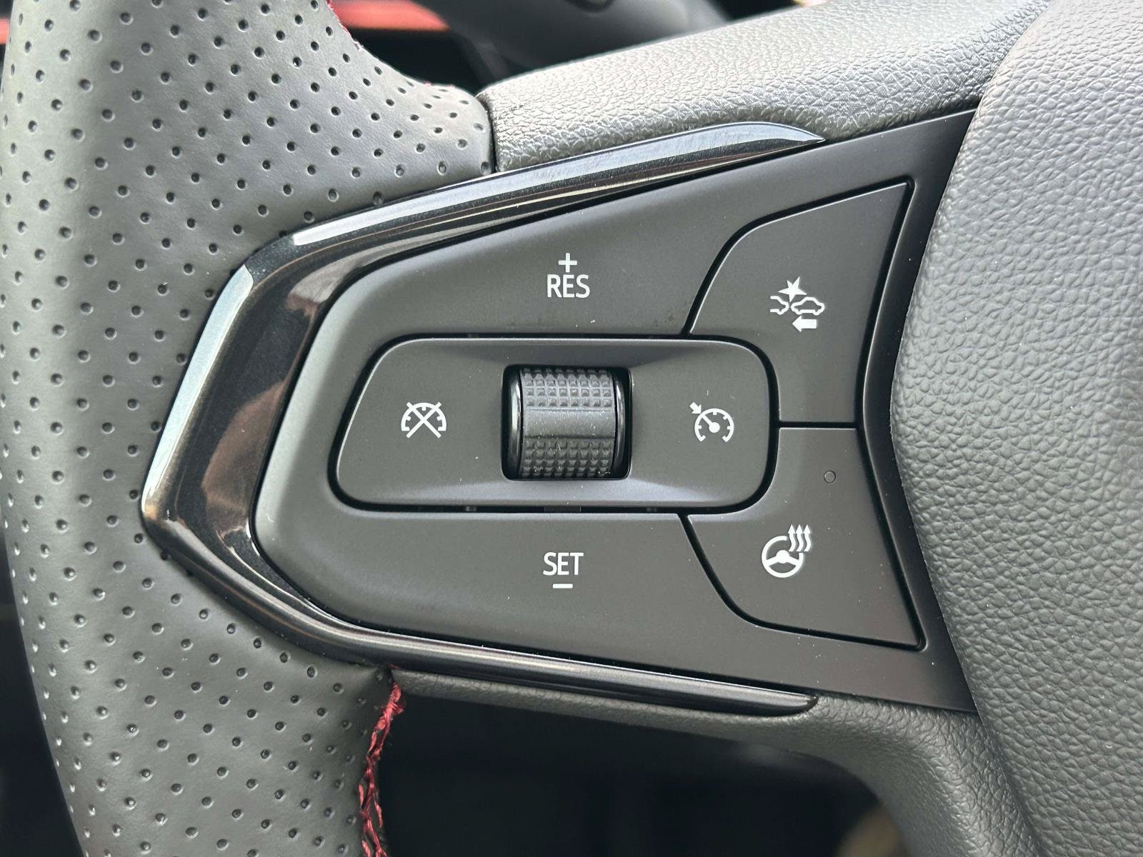 2026 Chevrolet Trax RS - Photo 24