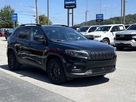 2023 Jeep Cherokee Altitude Lux SUV