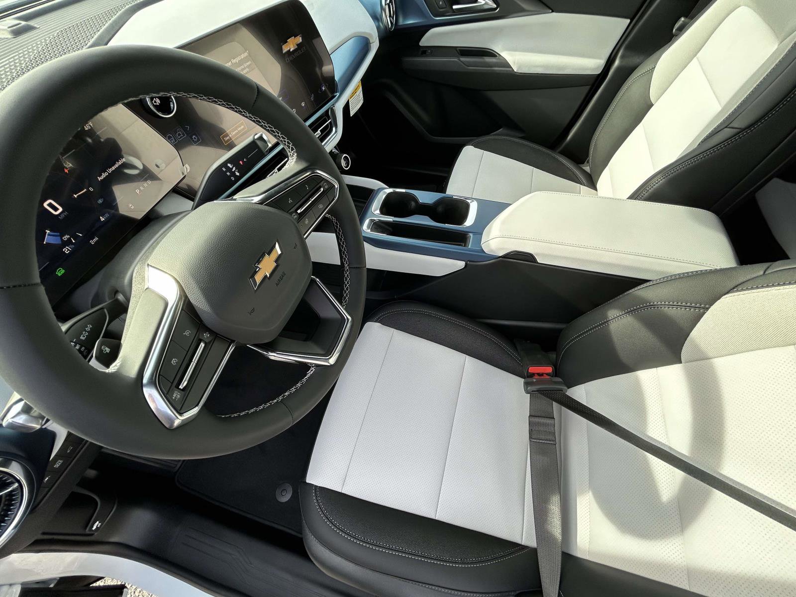 2026 Chevrolet Equinox EV 2LT - Photo 10