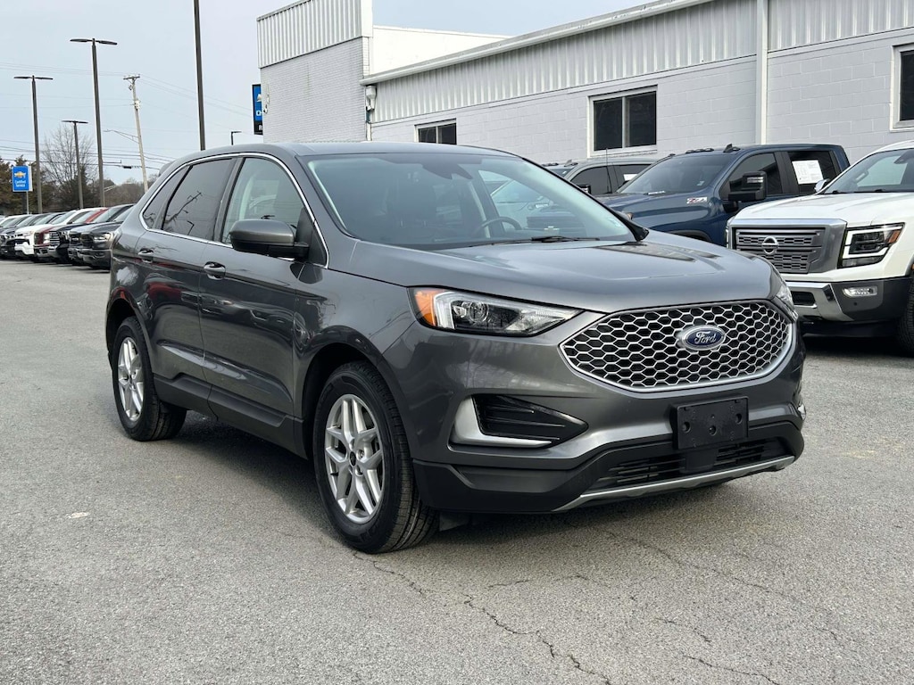 Used 2024 Ford Edge SEL SUV