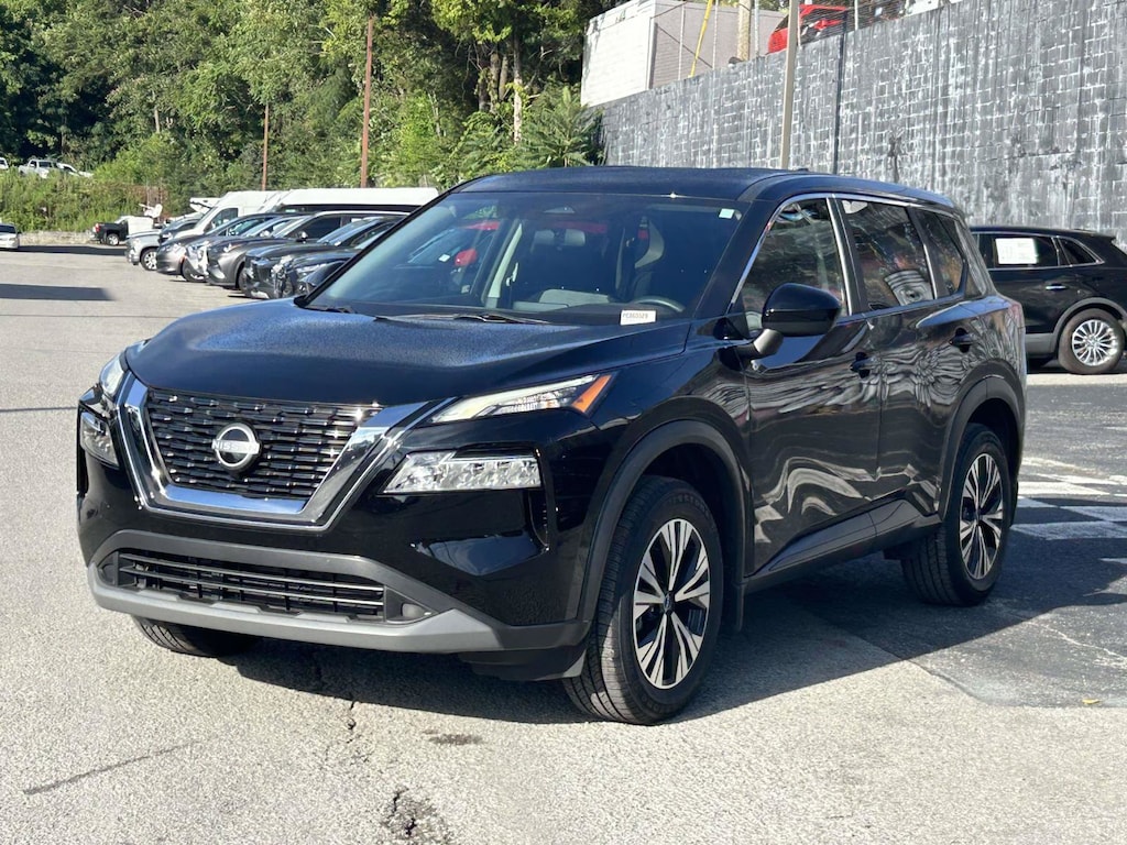 Used 2023 Nissan Rogue SV SUV