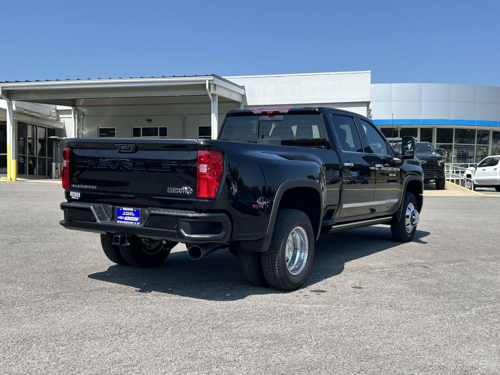 2026 Chevrolet Silverado 3500 HD High Country - Photo 7