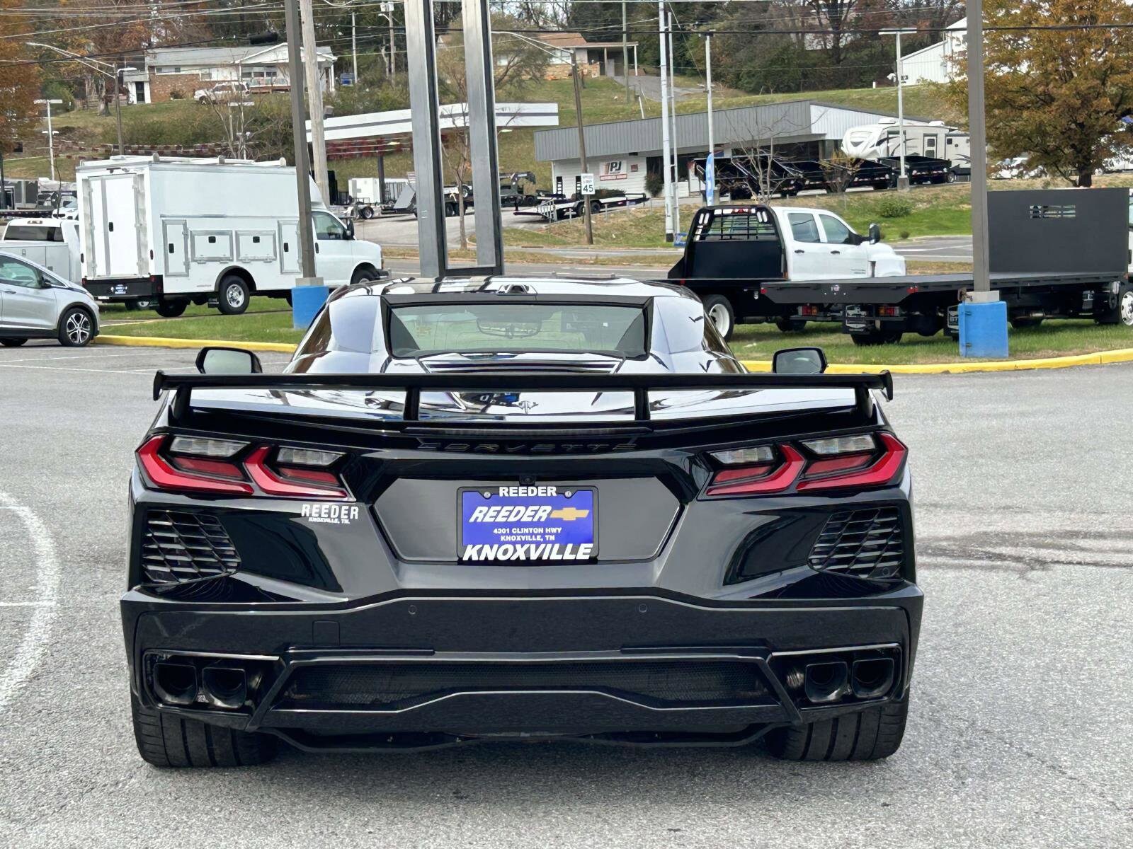 2025 Chevrolet Corvette Stingray 3LT photo 4