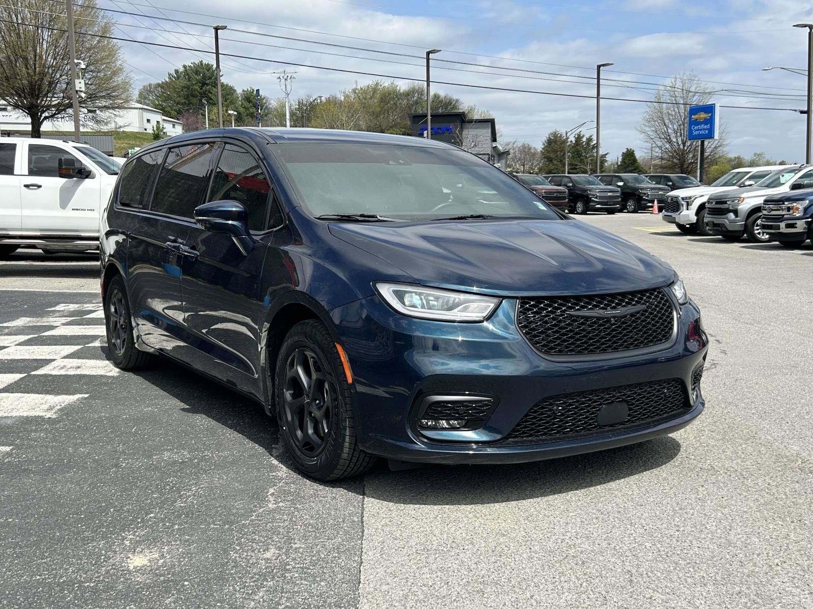 2022 Chrysler Pacifica Van Passenger Van 
