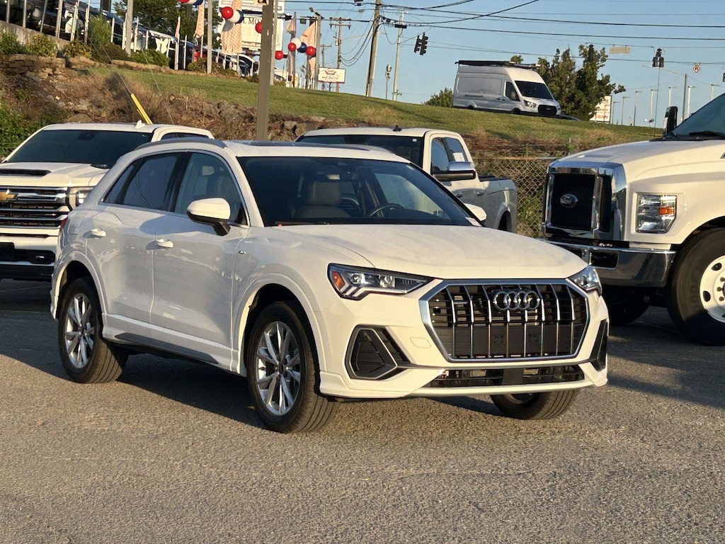 Used 2025 Audi Q3 S Line Premium SUV