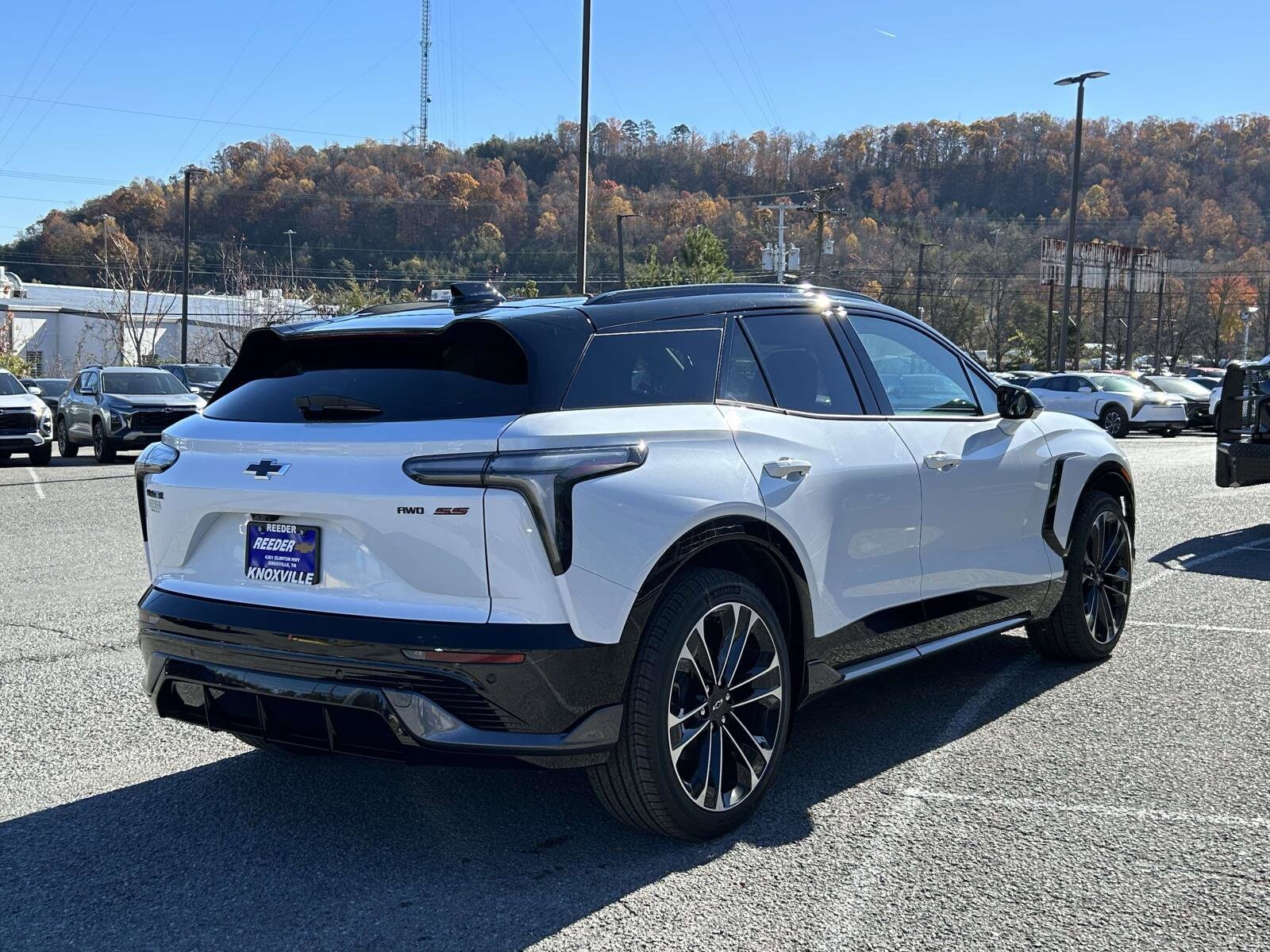 2026 Chevrolet Blazer EV photo 3