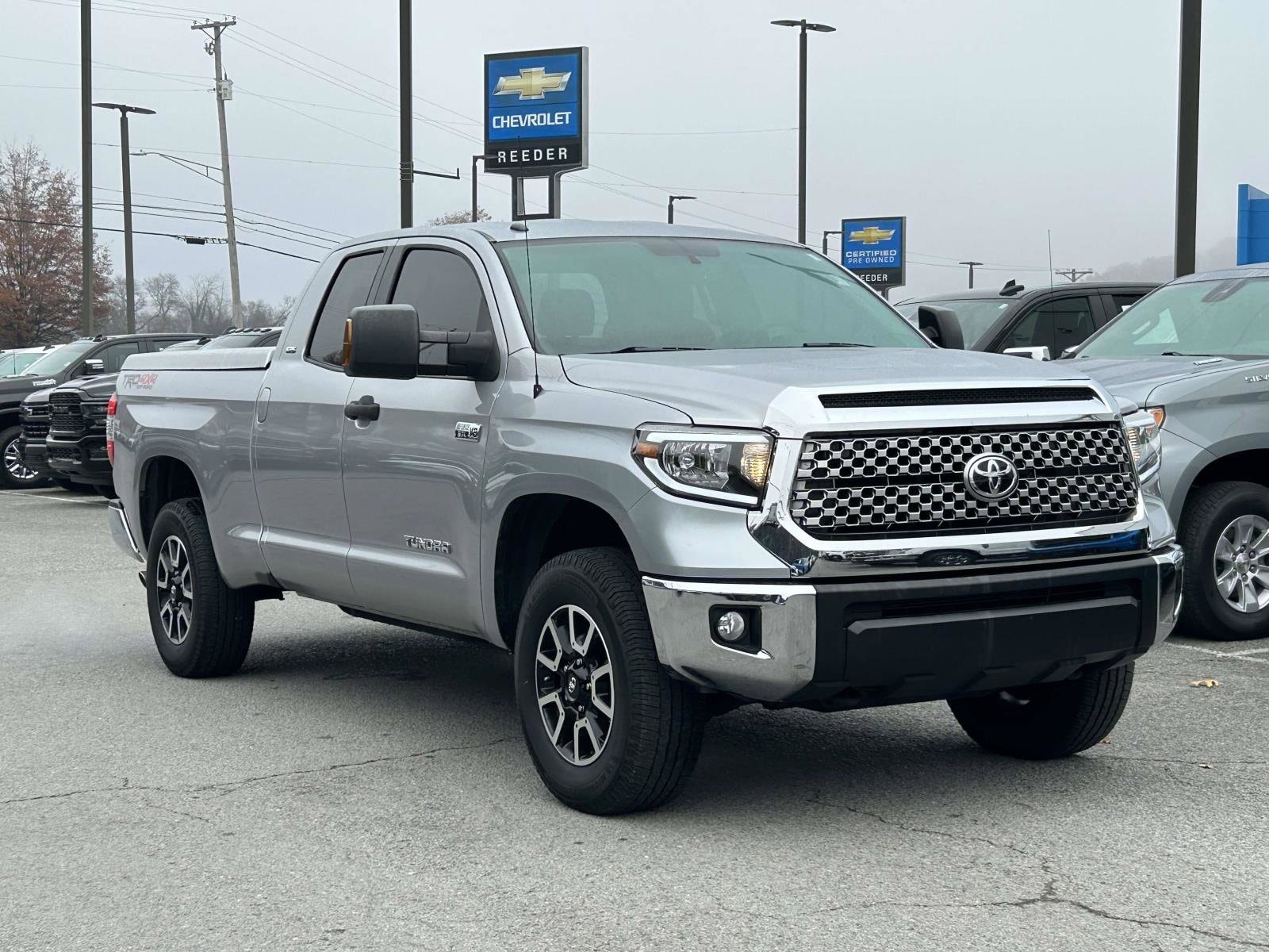 2014 Toyota Tundra SR's photo