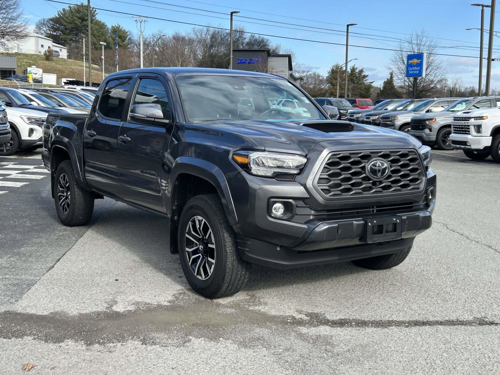 2023 Toyota Tacoma TRD Sport's photo