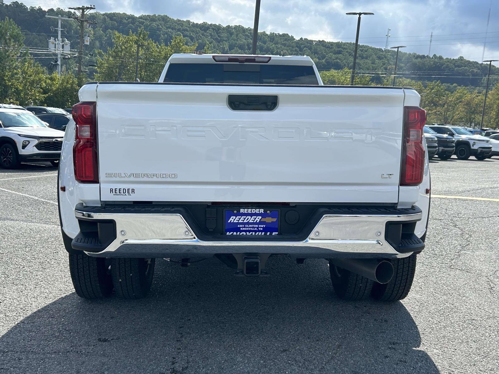 2026 Chevrolet Silverado 3500HD LT photo 3